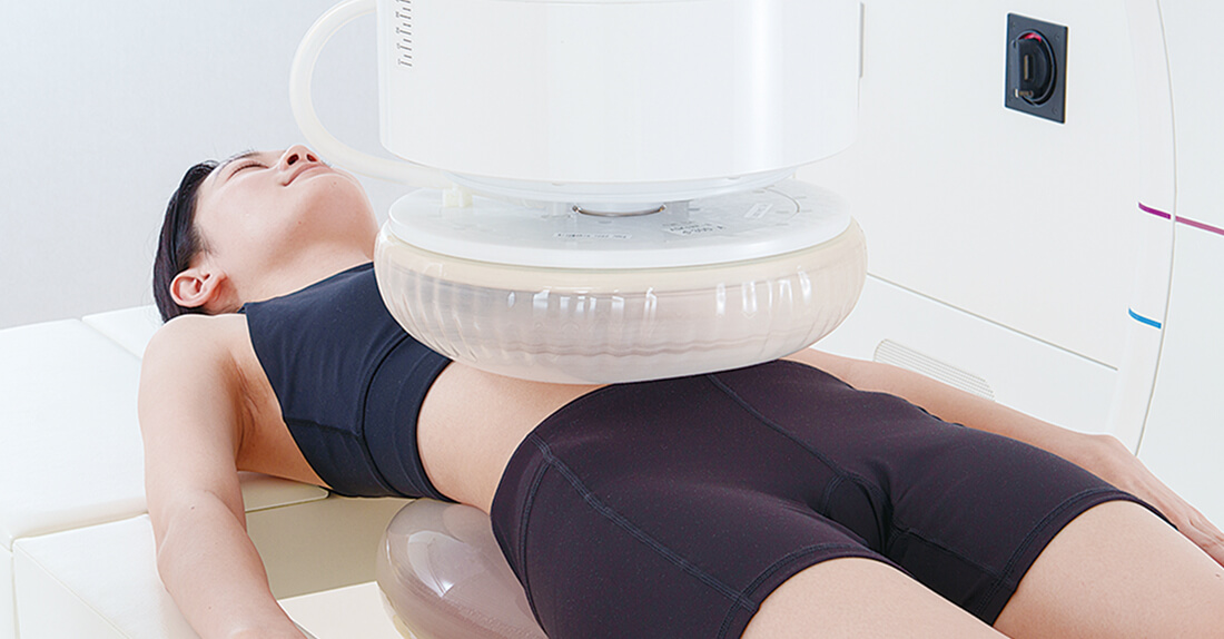 仰臥位での加温